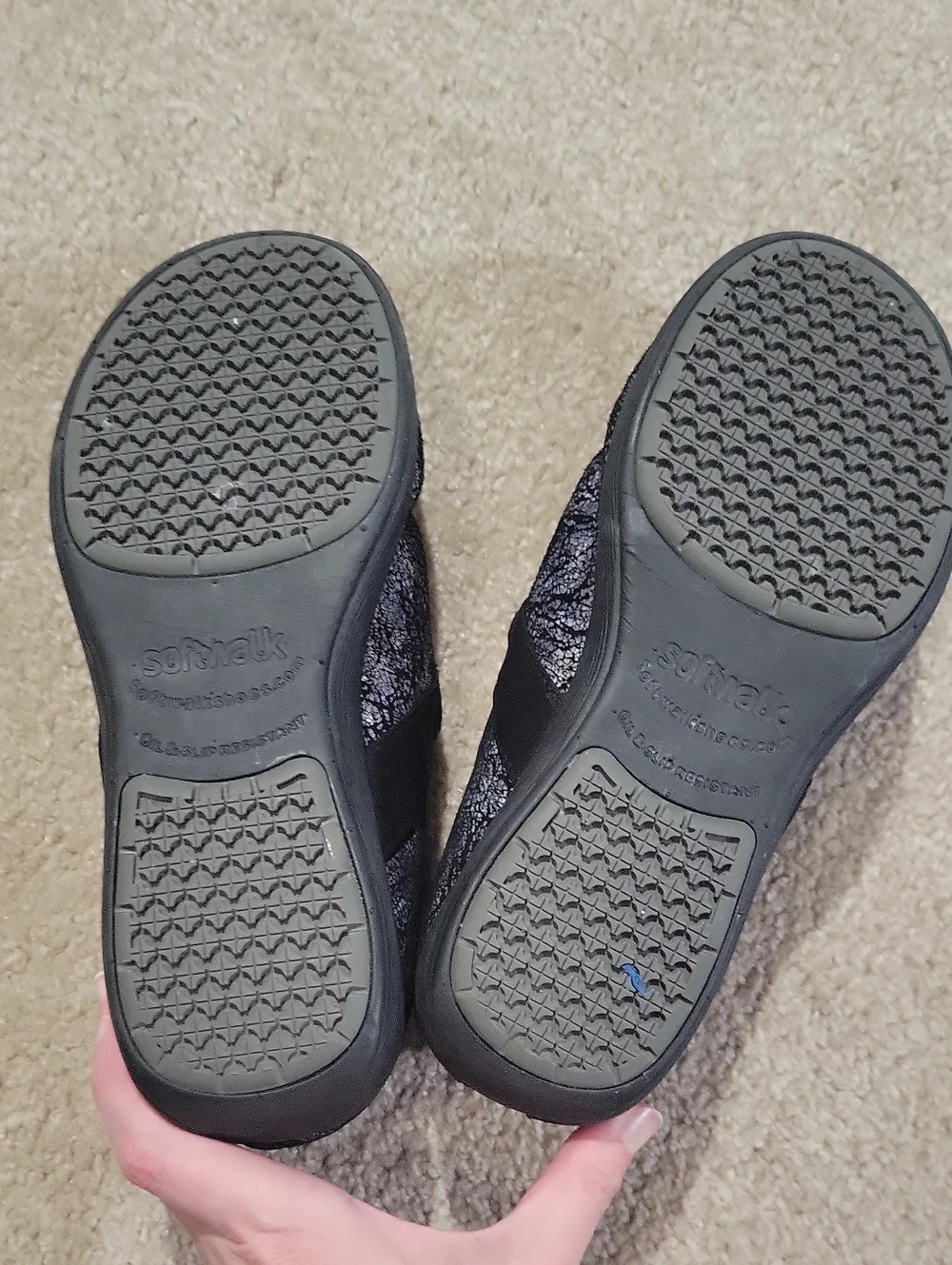 SoftWalk slip women
